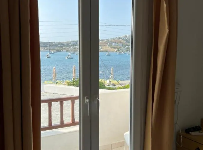 호텔 Asterias - Seafront 2*