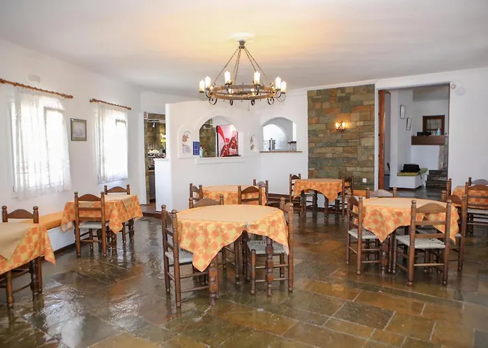 Asterias - Seafront 호텔