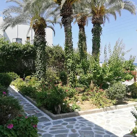 Asterias - Seafront Hotel Páros