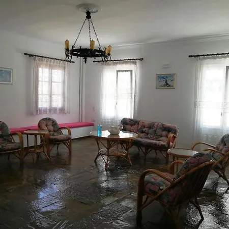 Asterias - Seafront Hotel 2*