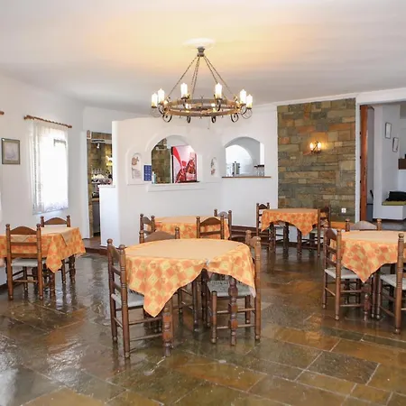 Asterias - Seafront Hotel