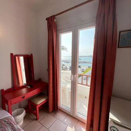 Asterias - Seafront Hotel