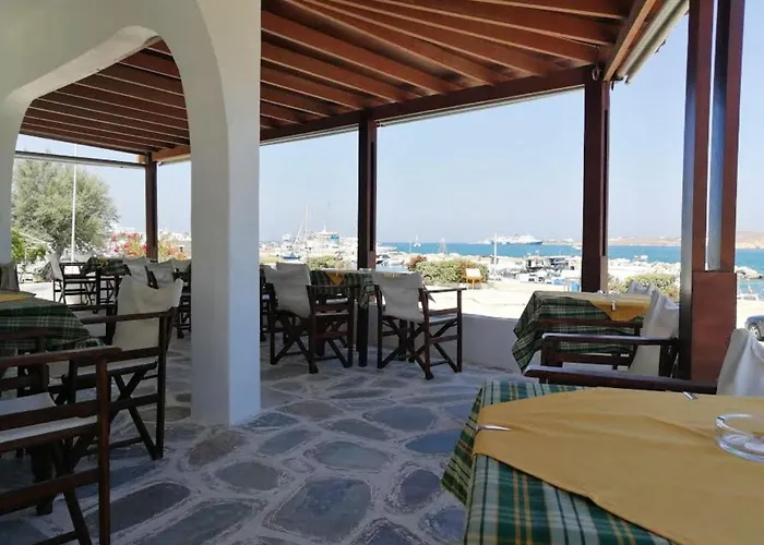 Asterias - Seafront 2* Parikia (Paros)