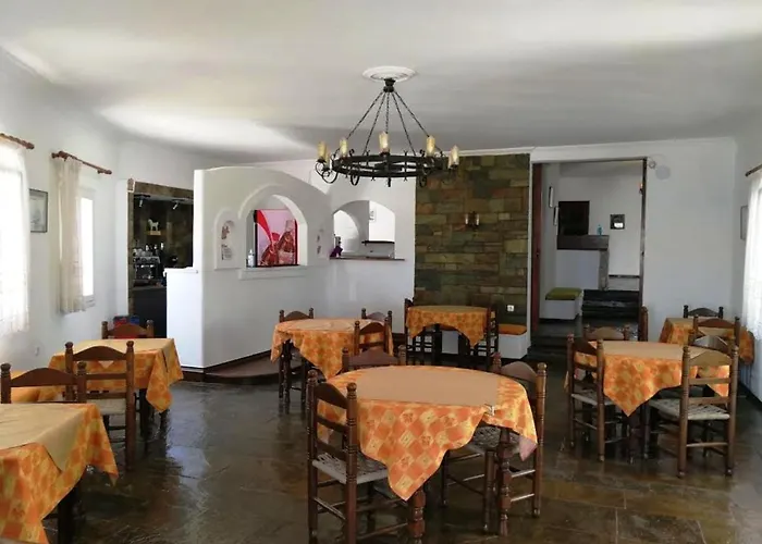 Asterias - Seafront Parikia (Paros)